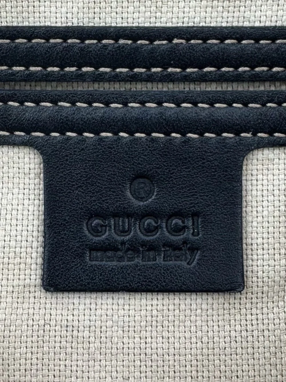 Gucci GG Supreme Canvas Flap Messenger Bag Navy Crossbody Shoulder Bag